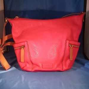 FOSSIL CROSSBODY RED PEBBLED HOBO BAG NWOT